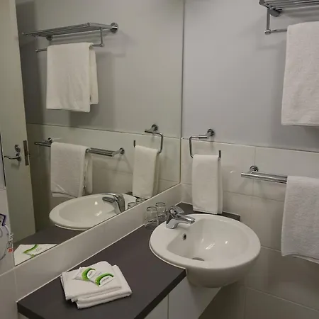 Elkanah Lodge And Conference Centre Marysville Room photo