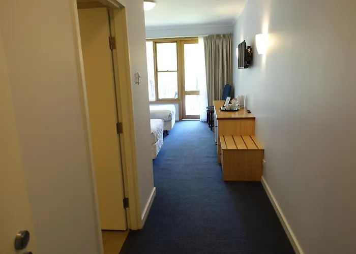 Elkanah Lodge And Conference Centre